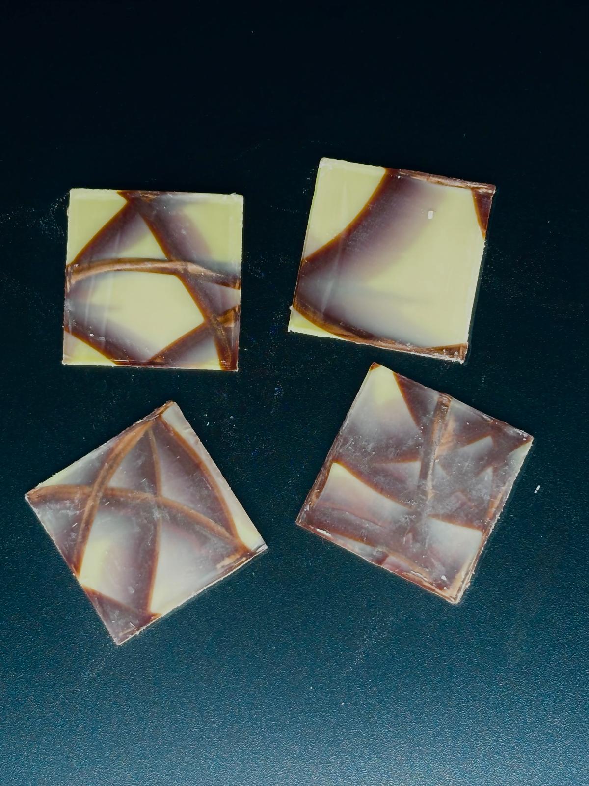 Quadrati di cioccolato misti